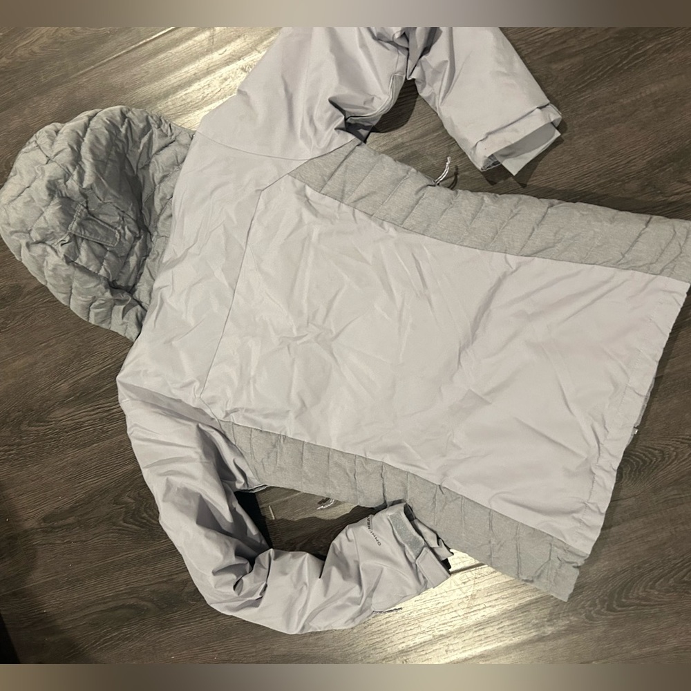 Columbia Jacket - Picture 6 of 6